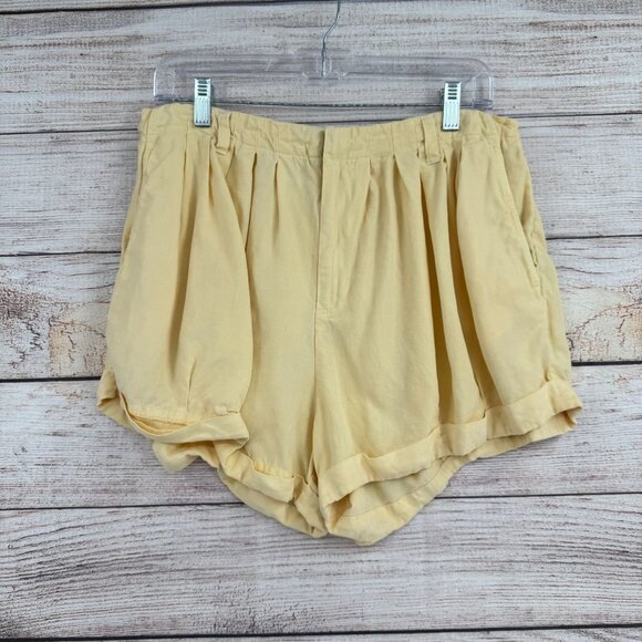 Anthropologie Linen Blend Pleated Cuffed Hem Shorts Women's Size Medium Yellow - Picture 1 of 11